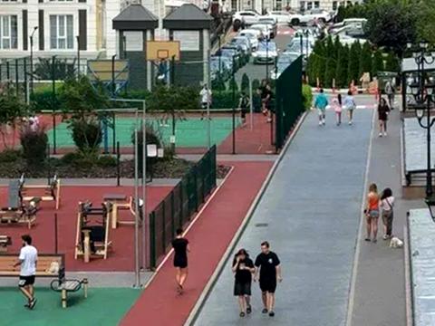 комерційна за адресою Михайла Максимовича вул. (Онуфрія Трутенка), 28-К