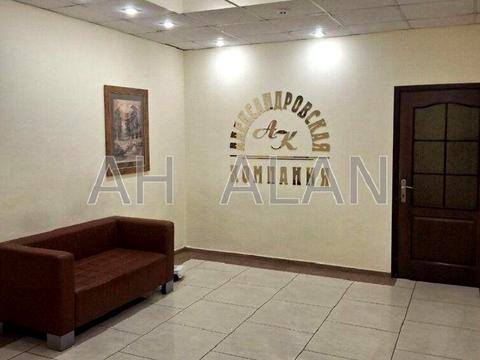 комерційна за адресою Ігорівська вул., 14