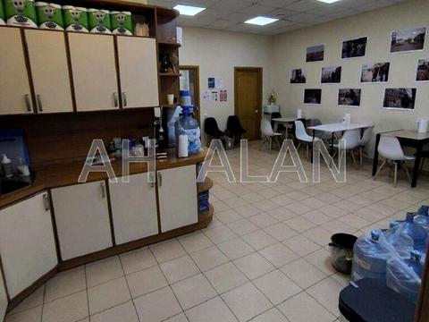 комерційна за адресою Ігорівська вул., 14