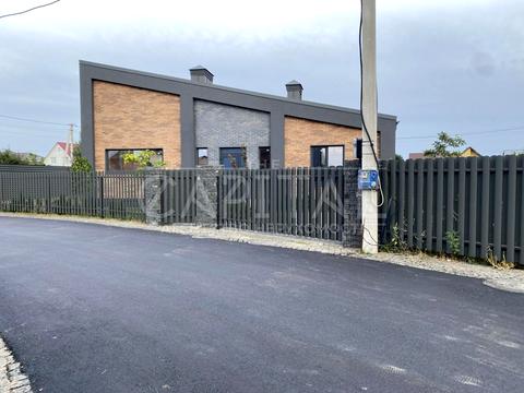 будинок за адресою Щаслива, 83