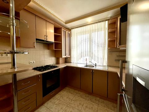 квартира за адресою Академіка Ющенка вул., 6