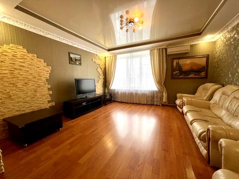 квартира за адресою Академіка Ющенка вул., 6