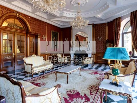 дом по адресу Александровская ул.