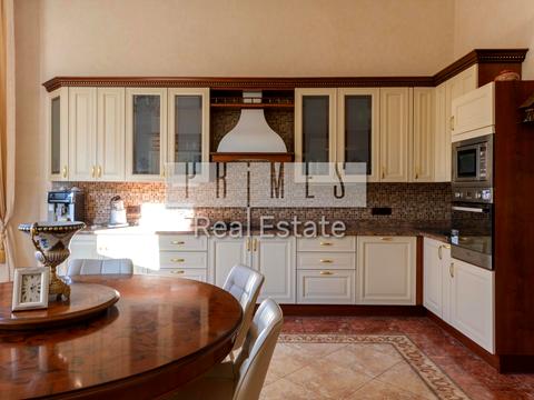 будинок за адресою смт. Козин, Олександрівська вул.