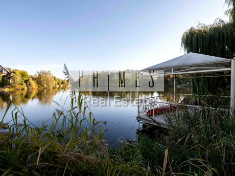 будинок за адресою смт. Козин, Олександрівська вул.