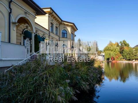 будинок за адресою смт. Козин, Олександрівська вул.