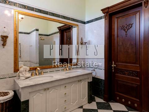 будинок за адресою смт. Козин, Олександрівська вул.