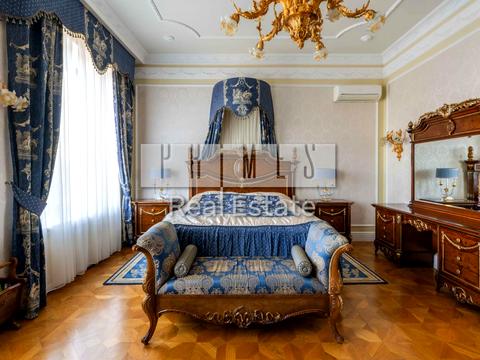 будинок за адресою смт. Козин, Олександрівська вул.