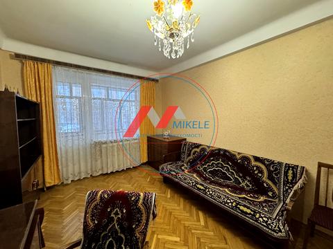 квартира за адресою Глібова вул., 12