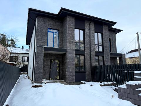 будинок за адресою Садова