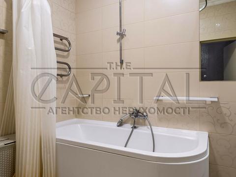 квартира за адресою Київ, Андрія Верхогляда вул. (Михайла Драгомирова), 5