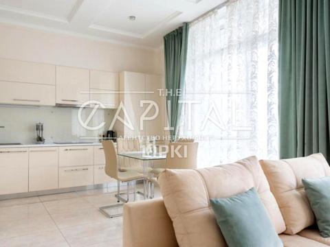 квартира за адресою Київ, Андрія Верхогляда вул. (Михайла Драгомирова), 5