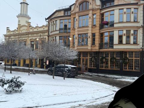 комерційна за адресою Страчених Націоналістів вул., 8