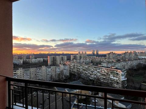 квартира за адресою Ованеса Туманяна вул., 3