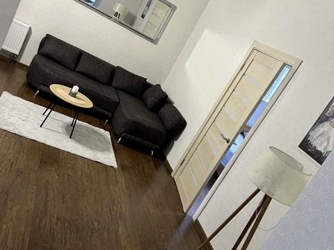 квартира за адресою В'ячеслава Чорновола вул., 2