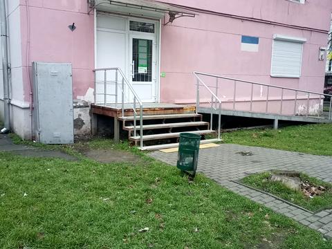 комерційна за адресою Краснова вул., 8