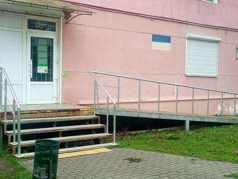 комерційна за адресою Краснова вул., 8