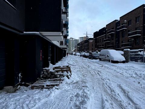 паркомісце за адресою Юліана Пелеша вул., 3