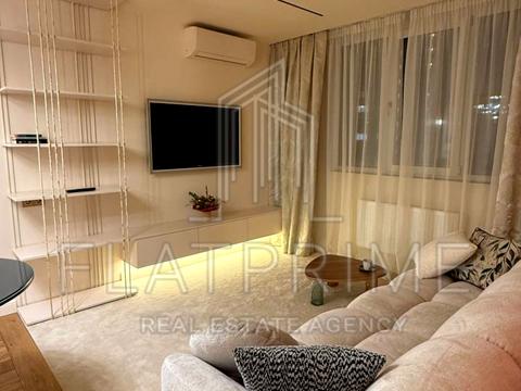 квартира за адресою Михайла Максимовича вул. (Онуфрія Трутенка), 32-Б