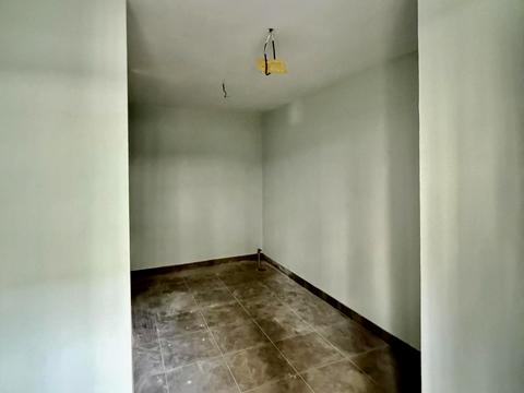 комерційна за адресою Трускавецька вул., 135 