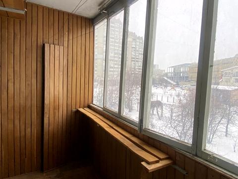 квартира за адресою Київ, Андрія Малишка вул., 3