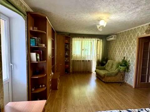 квартира за адресою Дніпро, Киргизька вул., 3