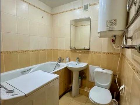 квартира за адресою Дніпро, Киргизька вул., 3