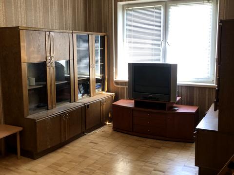 квартира за адресою Оболонська пл. (Дружби Народів СРСР), 1