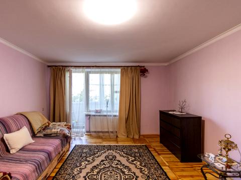 квартира за адресою Тролейбусна вул., 5