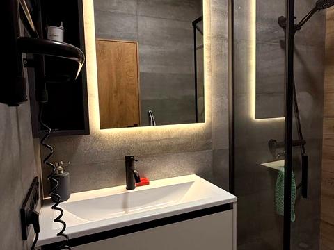 квартира за адресою Київ, Любомира Гузара просп. (Космонавта Комарова), 46-В