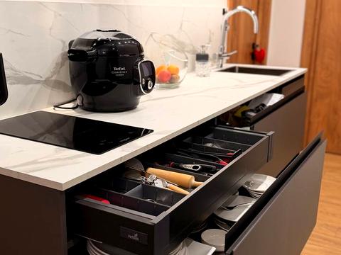 квартира за адресою Київ, Любомира Гузара просп. (Космонавта Комарова), 46-В