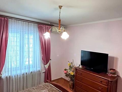 квартира за адресою Лариси Руденко вул., 21-А