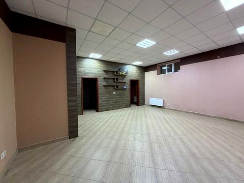 комерційна за адресою В'ячеслава Чорновола вул., 91г