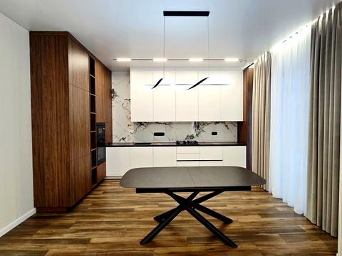 будинок за адресою Перемоги