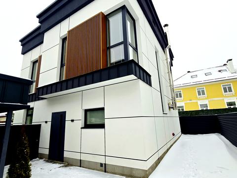 будинок за адресою Перемоги