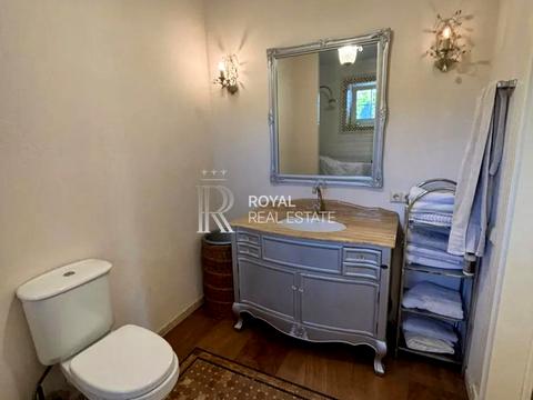 будинок за адресою Центральна, 7