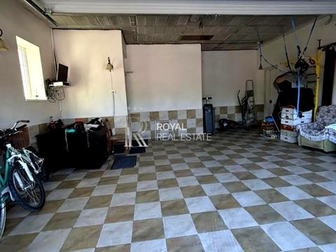 будинок за адресою Центральна, 7