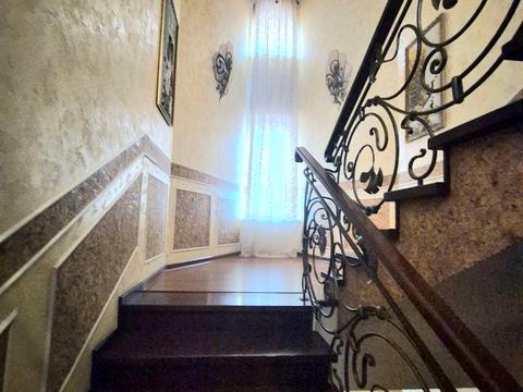 будинок за адресою Центральна вул.