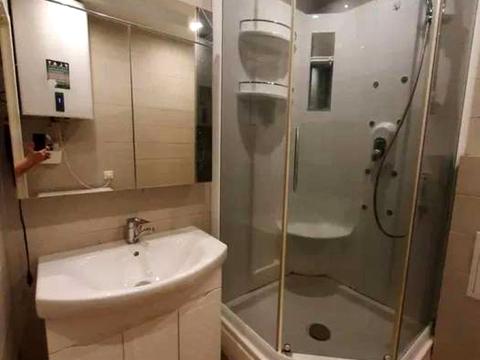 квартира за адресою Академіка Навашина вул., 9