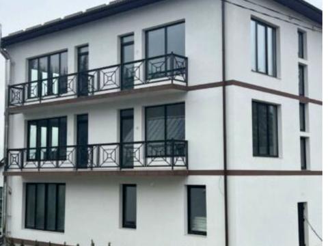 комерційна за адресою с. Поляниця, Подина, 3