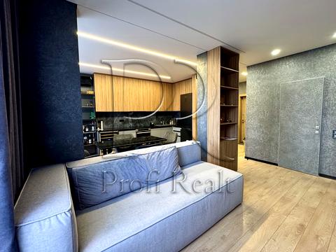 квартира за адресою Салютна вул., 2к6