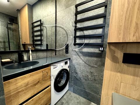 квартира за адресою Салютна вул., 2к6