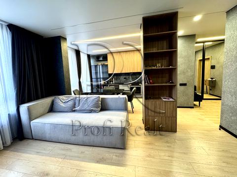 квартира за адресою Салютна вул., 2к6