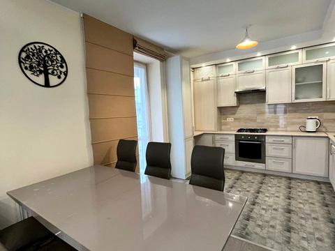 квартира за адресою Джерельна вул., 93