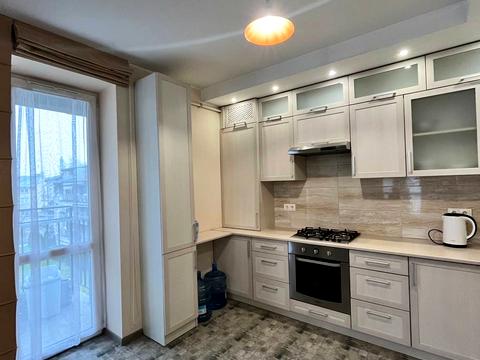 квартира за адресою Джерельна вул., 93