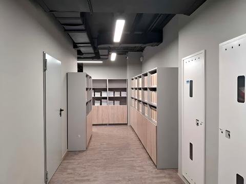 комерційна за адресою В'ячеслава Липинського вул., 4