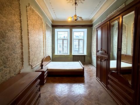 квартира за адресою Базарна вул., 27