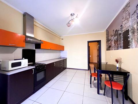 квартира за адресою Юрія Литвинського вул. (Російська), 64