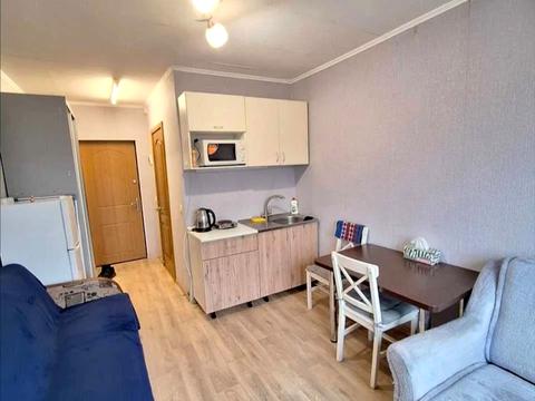 квартира за адресою Добровольців пров., 10