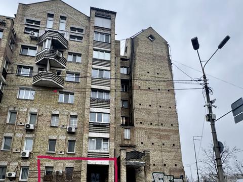 комерційна за адресою Оболонська вул., 47